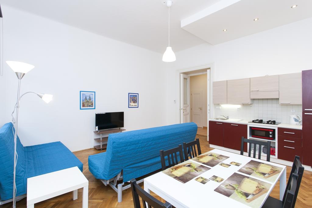 V Lesicku 8 Apartmán *